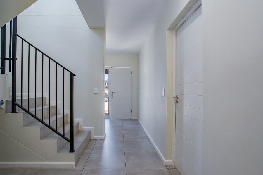 3 Bedroom Property for Sale in Mountain Crest Private Estate Western Cape